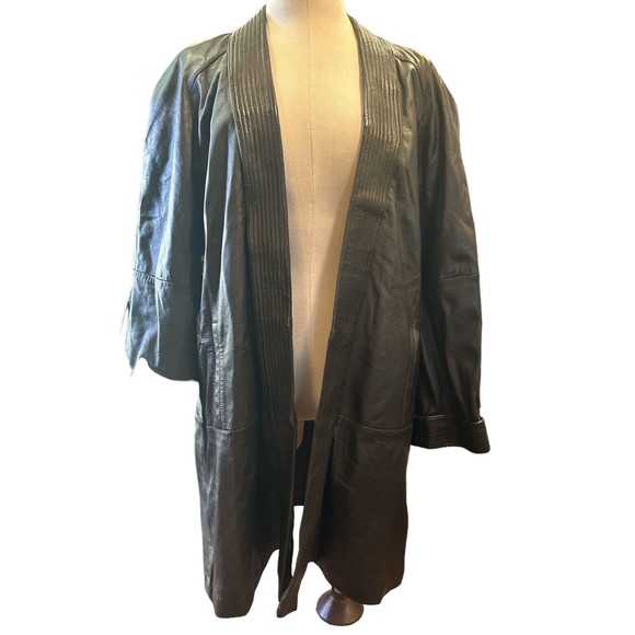 Avanti Women’s Black Leather 3/4 Length (37 In) ~ Open Swing Coat‎ Sz S EUC - Picture 1 of 4